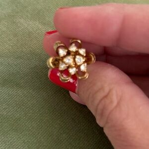 Vintage Avon Cocktail ring with Clear Stones Size 5